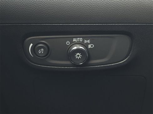 Used 2024 Buick Encore GX Sport Touring image 24