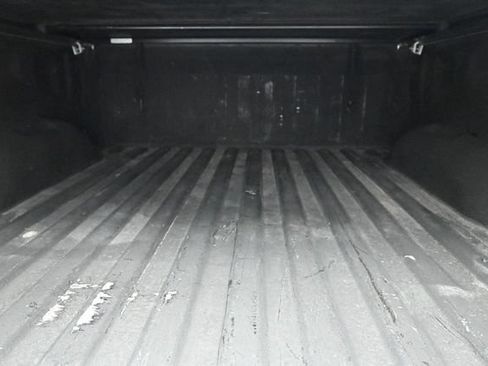 Used 2022 RAM 1500 Laramie AWD/4WD image 42