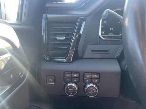 Used 2022 GMC Sierra 1500 AT4 w/ AT4 Preferred Package image 13