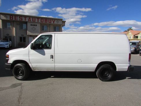 Used 2011 Ford E-150 and Econoline 150 w/ Commercial Cargo Van Pkg image 6