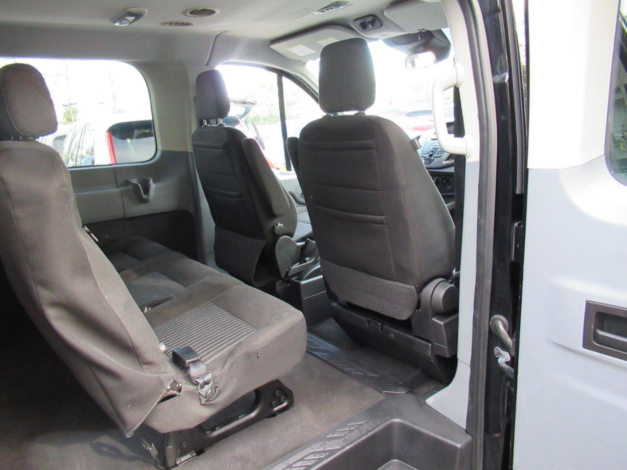 Used 2017 Ford Transit 150 XL RWD image 19