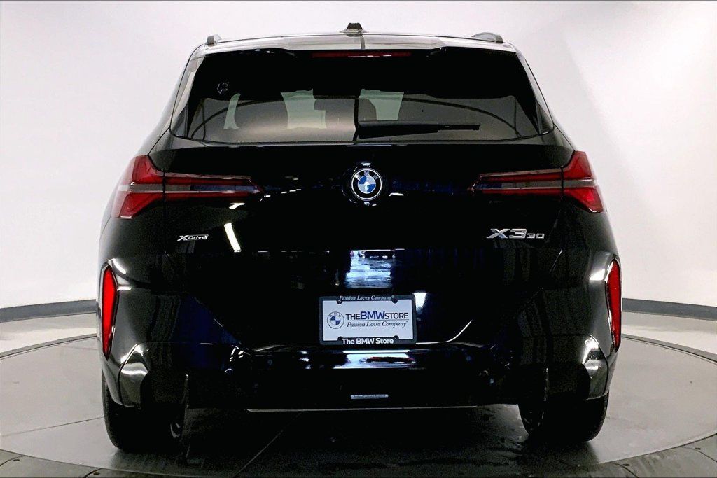 Certified 2026 BMW X3 xDrive30i w/ M Sport Package AWD/4WD image 3