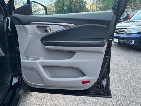 Used 2017 Honda Pilot EX-L image 21