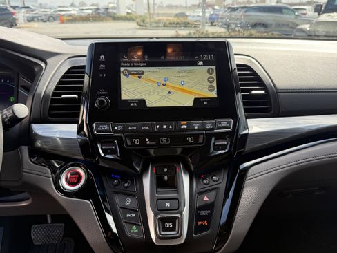 Used 2023 Honda Odyssey Elite image 23
