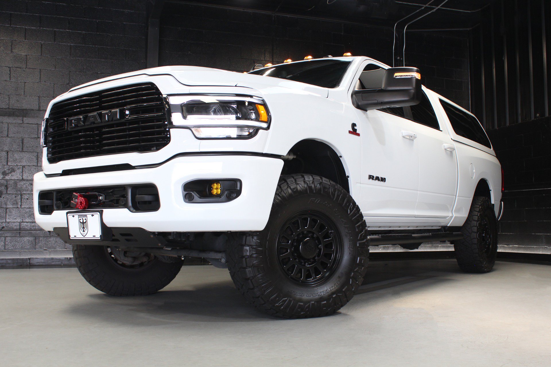 Used 2024 RAM 2500 Laramie w/ Night Edition AWD/4WD image 5