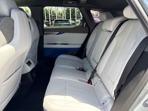 New 2026 Cadillac Lyriq V image 10