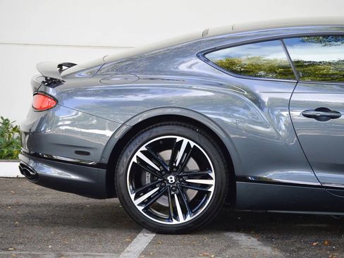 Used 2021 Bentley Continental GT image 52