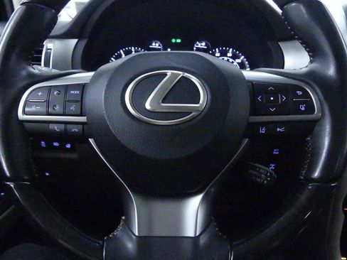 Used 2022 Lexus GX 460 Premium image 18