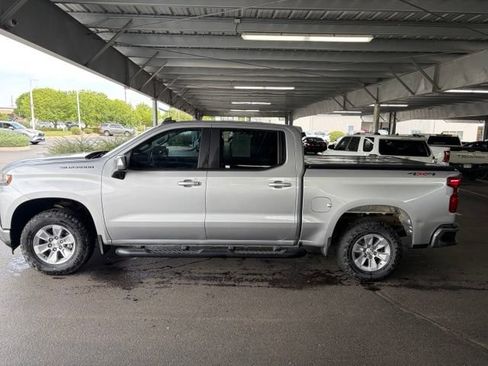 Used 2019 Chevrolet Silverado 1500 LT w/ All-Star Edition AWD/4WD image 8