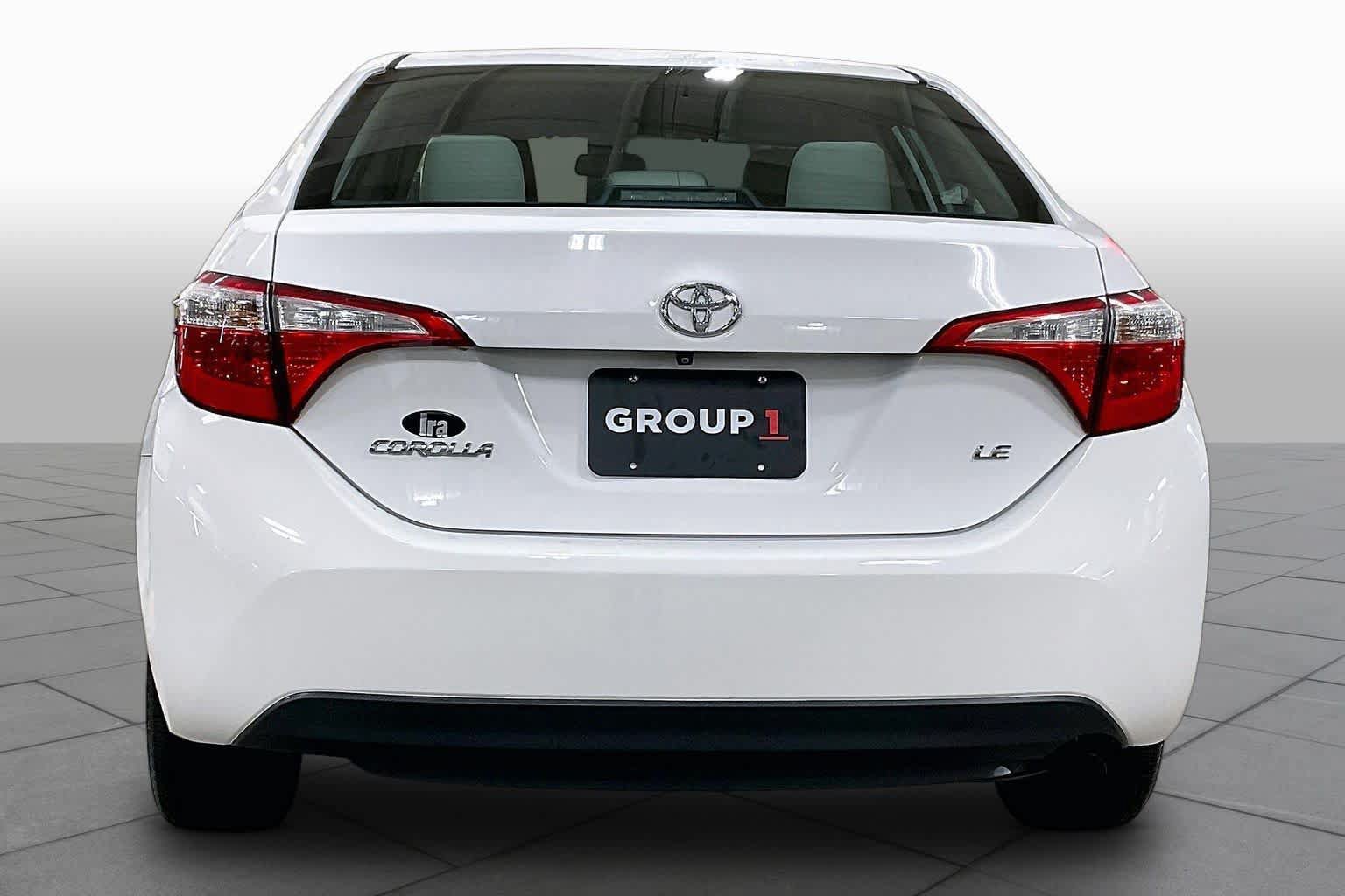 Used 2015 Toyota Corolla LE FWD image 5