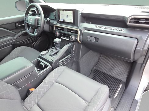 Certified 2026 Toyota Tacoma SR image 26