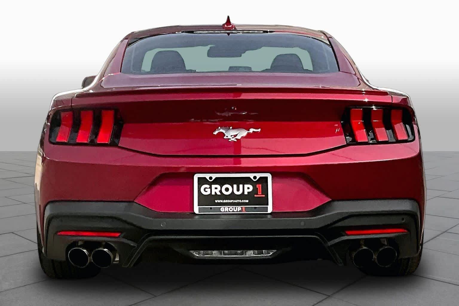 Used 2025 Ford Mustang Premium RWD image 5