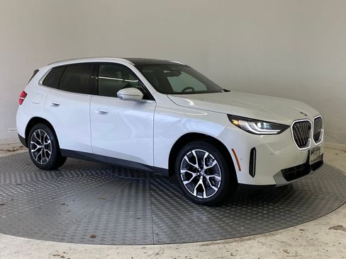 New 2026 BMW X3 xDrive30 w/ Premium Package image 6