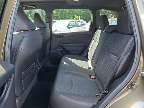 Used 2026 Subaru Forester Premium AWD/4WD image 10