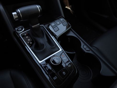 Used 2023 Kia Sportage EX image 22