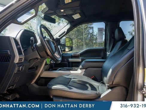 Used 2022 Ford F250 Lariat w/ Lariat Value Package AWD/4WD image 3