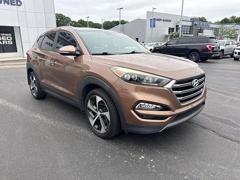 Used 2016 Hyundai Tucson Limited FWD image 3