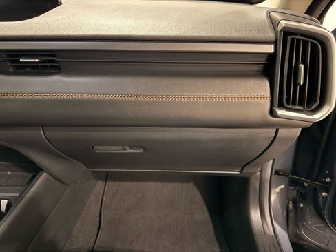 Used 2025 MAZDA CX-50 AWD 2.5 Hybrid w/ Premium Pkg image 26