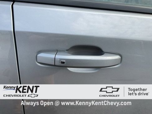 Used 2023 Chevrolet Silverado 1500 LT image 17