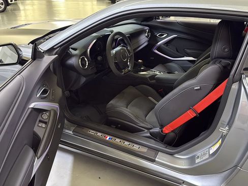 Used 2023 Chevrolet Camaro SS RWD image 25