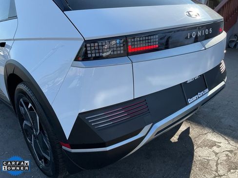 Used 2022 Hyundai Ioniq 5 SE w/ Cargo Package image 78