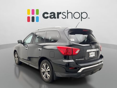 Used 2018 Nissan Pathfinder SL AWD/4WD image 2