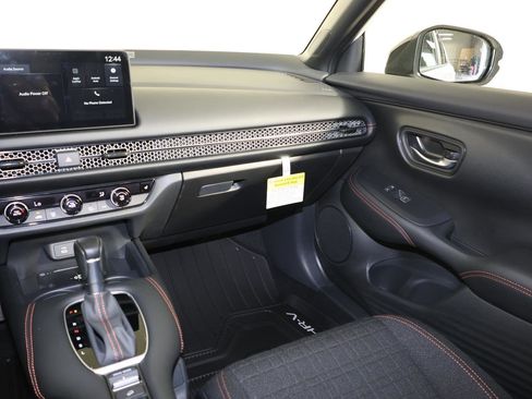 New 2026 Honda HR-V Sport image 9