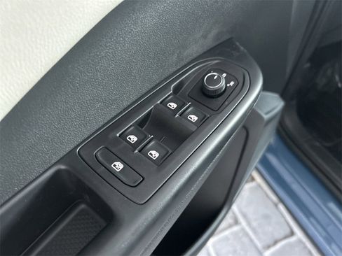 New 2026 Volkswagen Taos S image 13