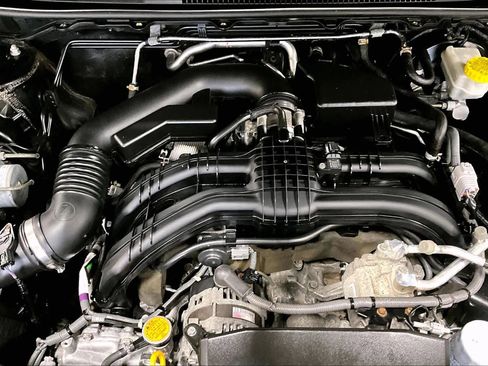 Used 2018 Subaru Impreza 2.0i Premium image 32