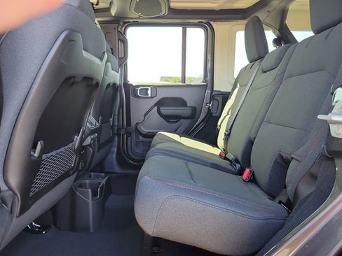 New 2026 Jeep Wrangler Unlimited Rubicon AWD/4WD image 8