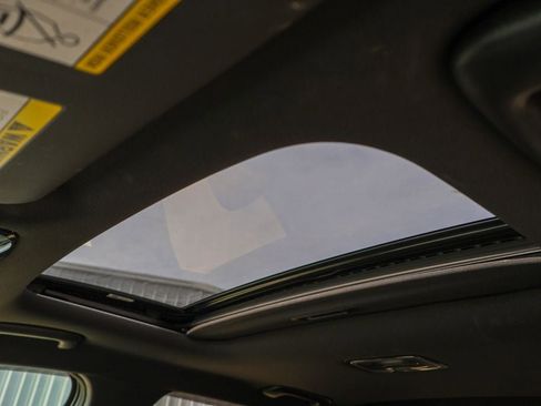 Used 2023 Hyundai Santa Cruz SEL Premium image 11