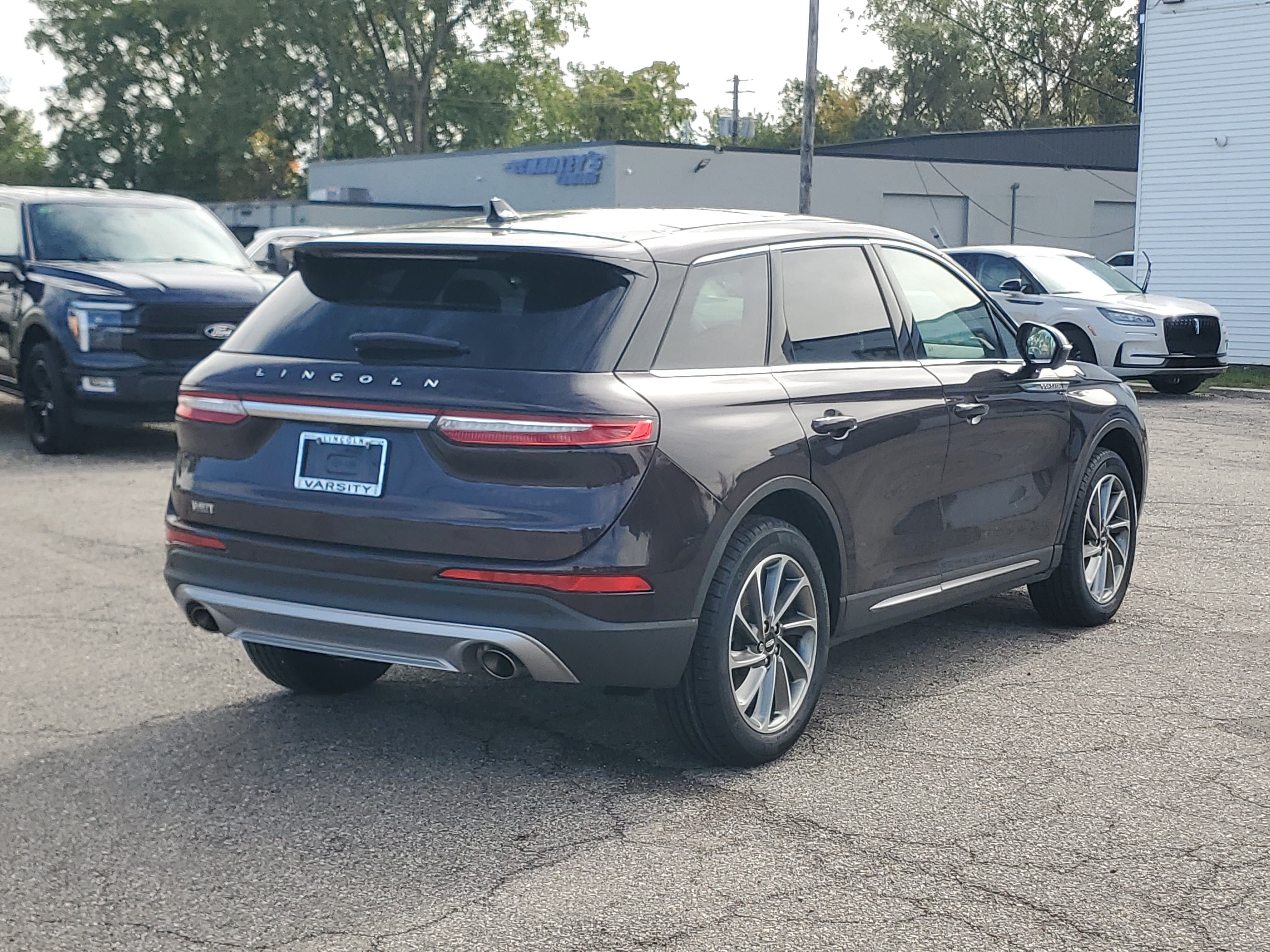 Certified 2023 Lincoln Corsair AWD w/ Equipment Group 101A image 6