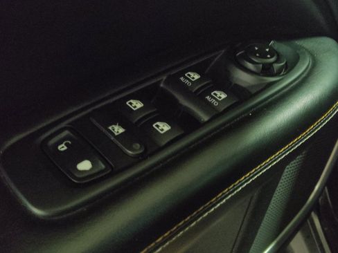 Used 2017 Jeep Compass Latitude FWD image 27