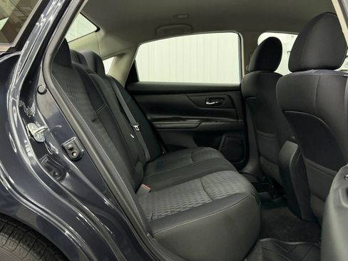 Used 2018 Nissan Altima 2.5 S w/ S Convenience Package image 14