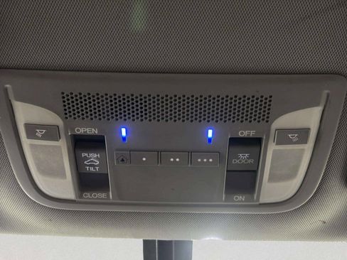 Used 2016 Acura ILX FWD image 25