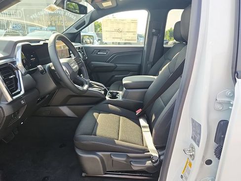 New 2026 GMC Canyon Elevation w/ Convenience Package RWD image 9
