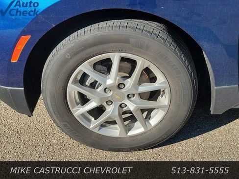 Used 2022 Chevrolet Equinox LS FWD image 9