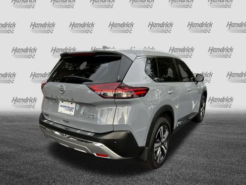 Used 2022 Nissan Rogue Platinum w/ Head-Up Display Package image 9