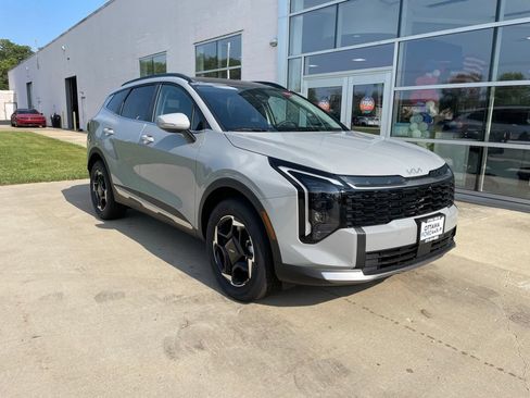 New 2026 Kia Sportage EX AWD/4WD image 1