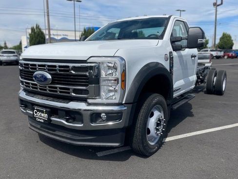 New 2025 Ford F550 XL image 4