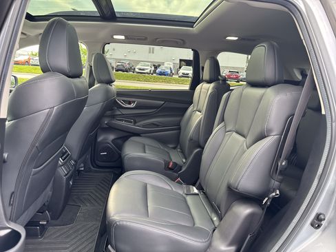 Used 2023 Subaru Ascent Limited w/ Technology Package AWD/4WD image 21