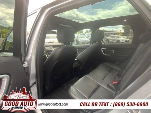 Used 2019 Land Rover Discovery Sport HSE AWD/4WD image 12