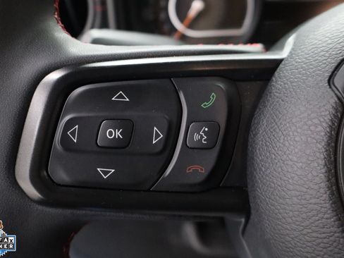 Used 2024 Jeep Wrangler Unlimited Rubicon AWD/4WD image 15