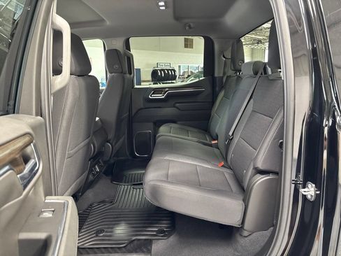 Used 2024 Chevrolet Silverado 1500 LT AWD/4WD image 31