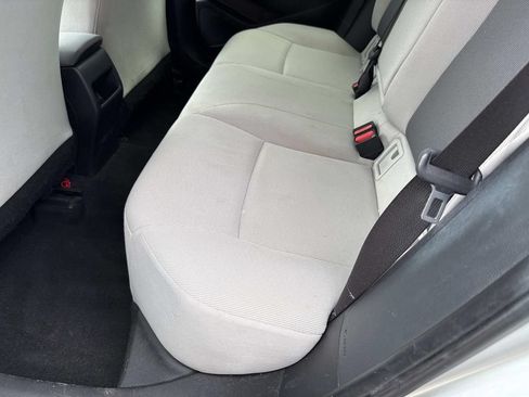 Used 2022 Toyota Corolla LE FWD image 15