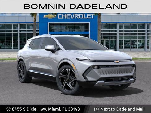 New 2025 Chevrolet Equinox EV LT w/ Convenience Package II image 9