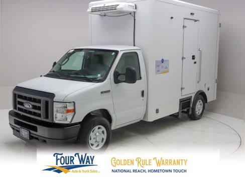 Used 2023 Ford E-350 and Econoline 350 Super Duty w/ Power Windows & Locks Group RWD image 7