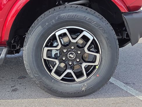 New 2026 Ford Bronco Outer Banks AWD/4WD image 7