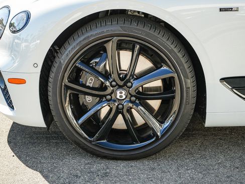 Used 2024 Bentley Continental GT V8 AWD/4WD image 15