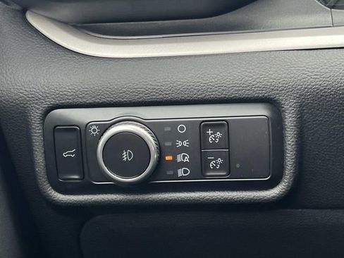 Certified 2023 Ford Explorer XLT w/ Equipment Group 202A image 30